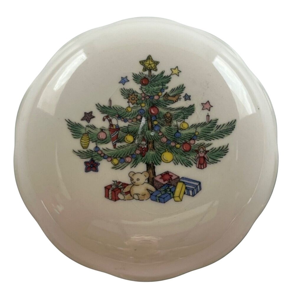 Nikko Japan Christmas Holiday Tree Design Trinket Dish With Lid‎ Vintage
